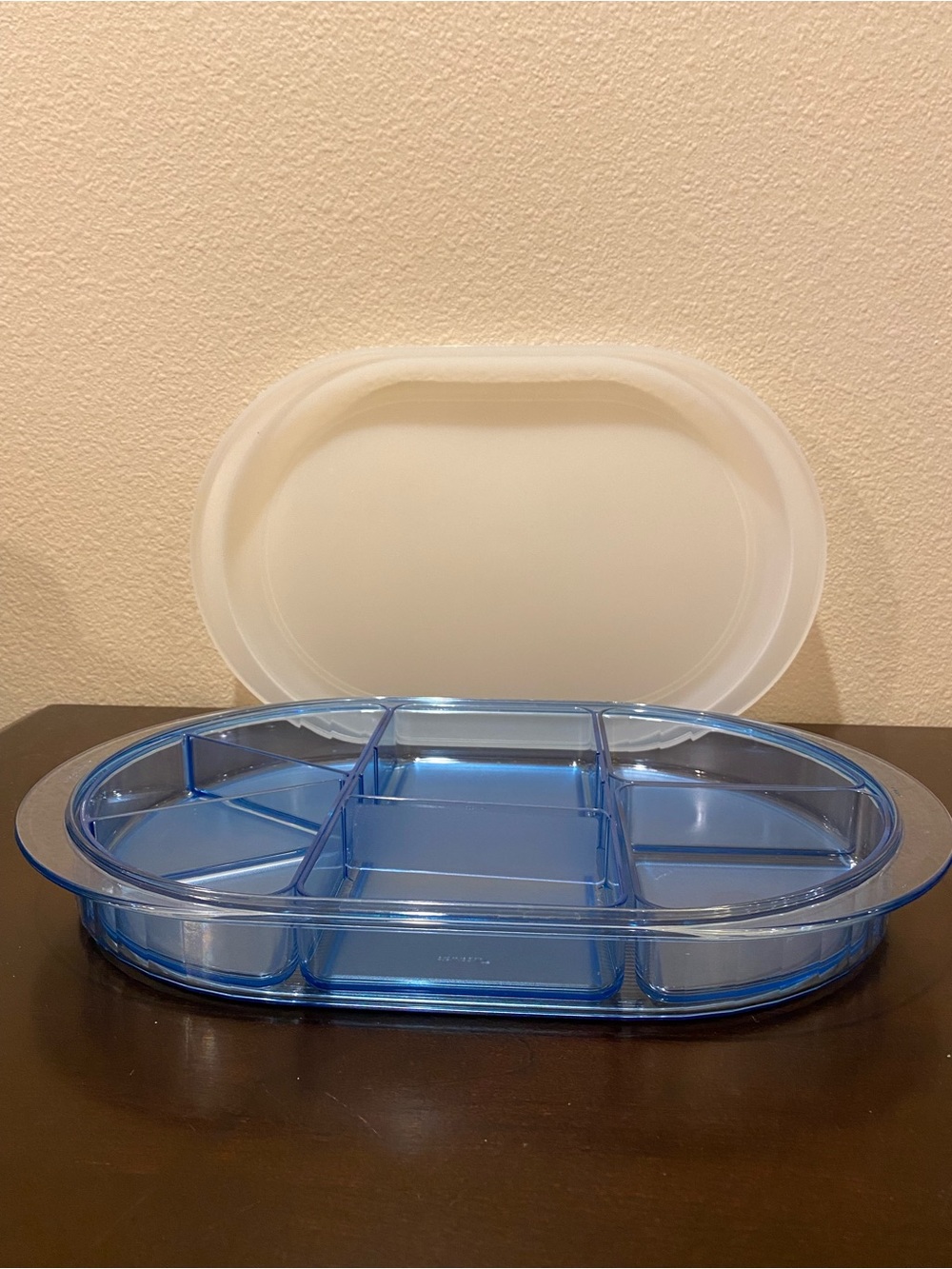 VTG Tupperware Blue PRELUDIO Watercolor Serving Oval Divided Serving Tray w/Lid - Picture 1 of 14